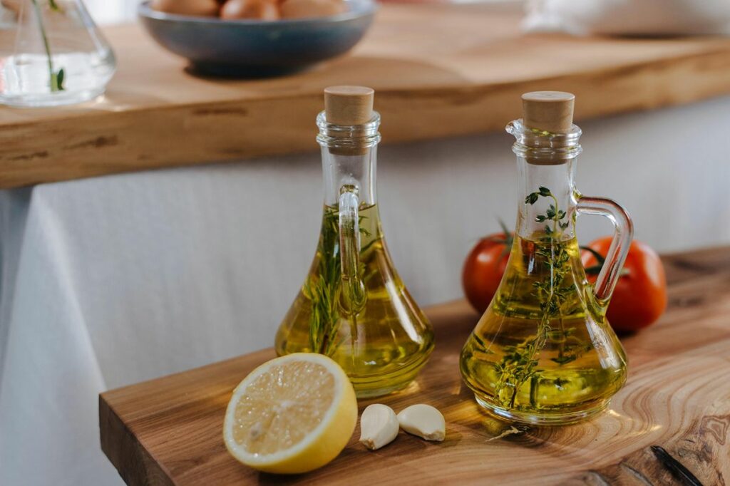 How to Make Garlic Oil at Home (Safely & Easily)